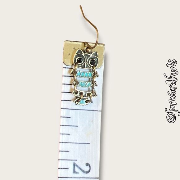 Bundle Sale 3 for $15 | Owl Dangle Earring | Freely Moving Center - Picture 5 of 8